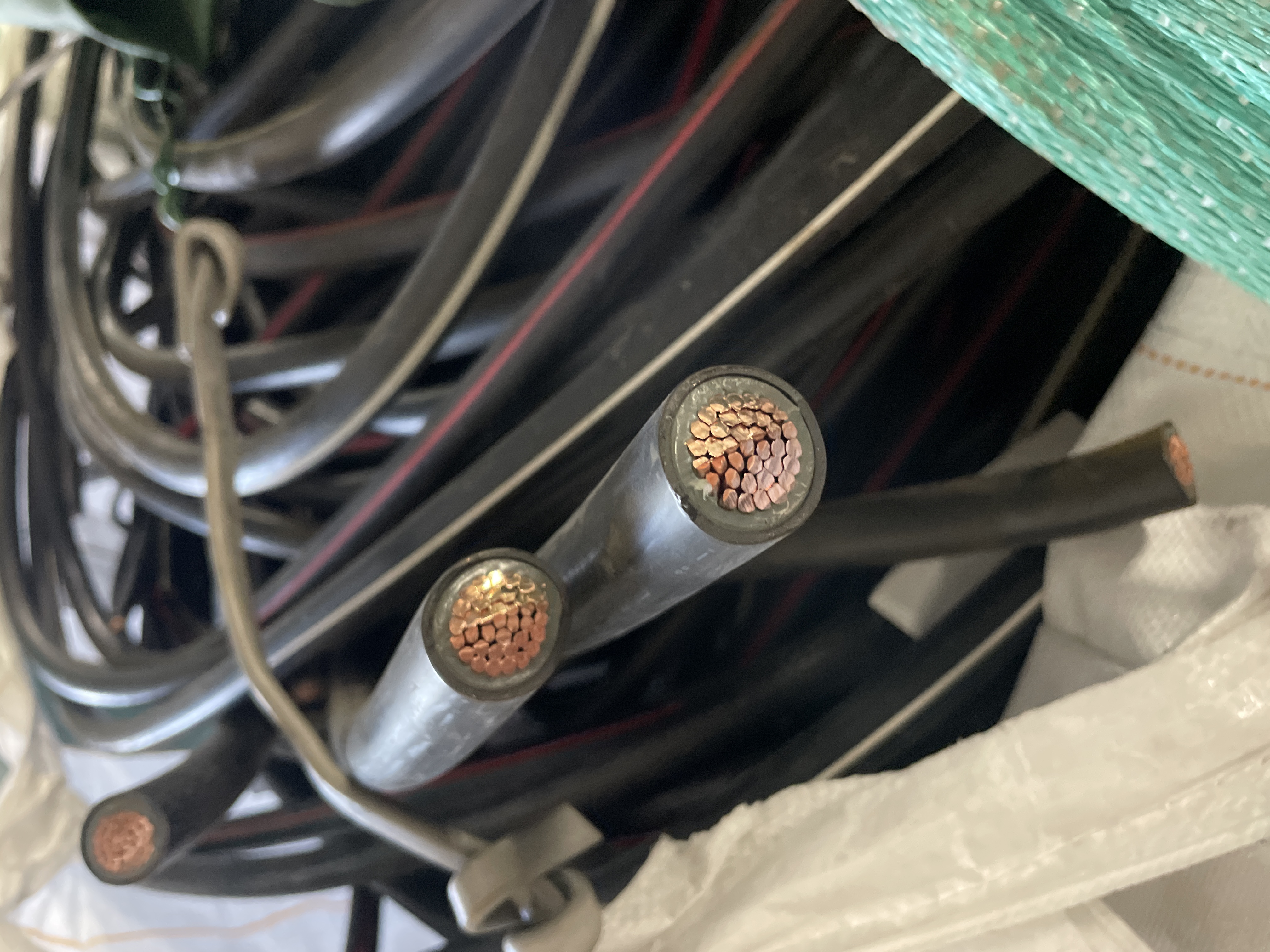 電線(銅率80%)